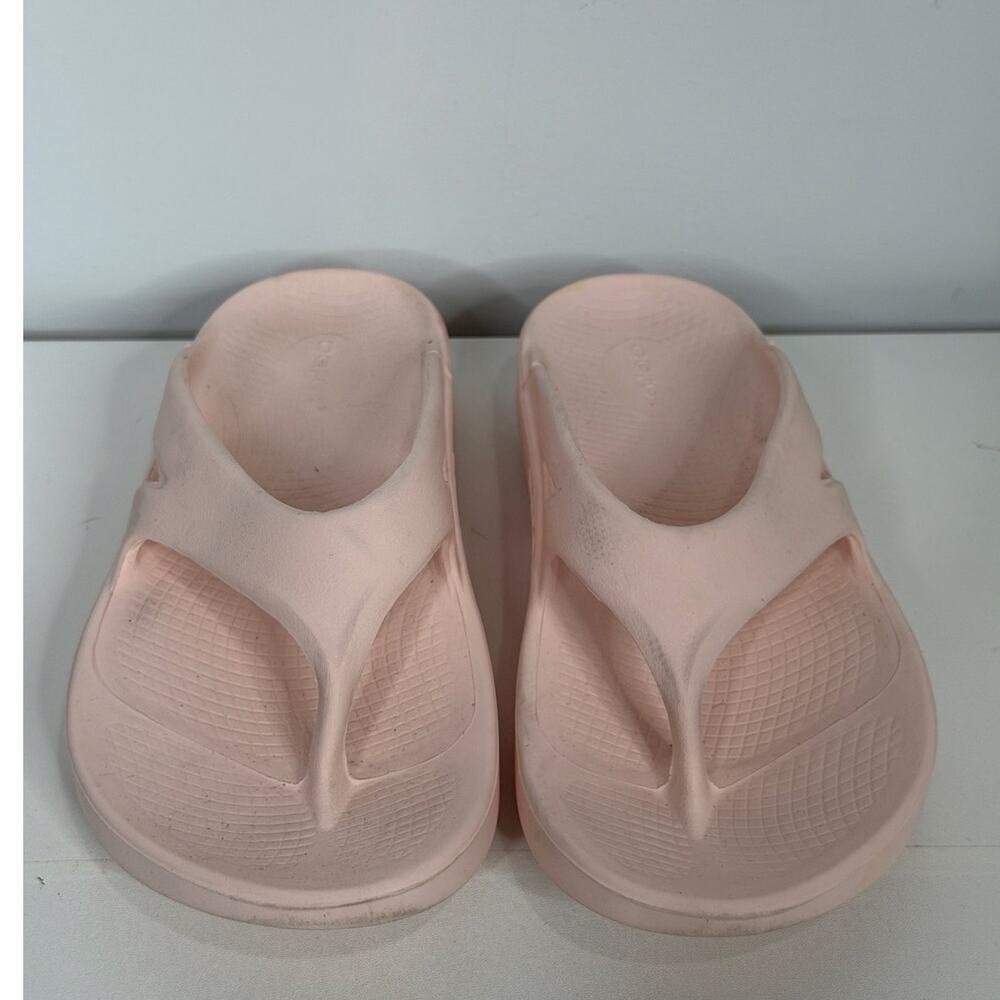 OOFOS Women’s Pink Sandals / Size-W 10, M 8